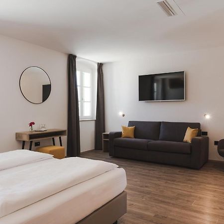 Hotel Mandelhof Appiano Sulla Strada Del Vino Ngoại thất bức ảnh