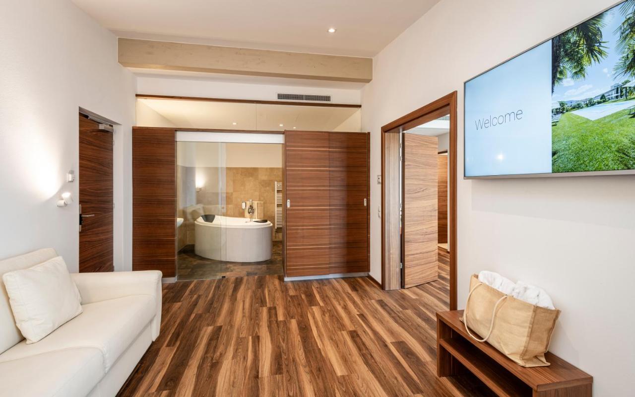 Hotel Mandelhof Appiano Sulla Strada Del Vino Ngoại thất bức ảnh