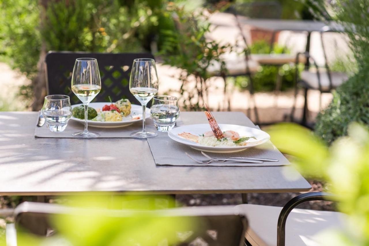 Hotel Mandelhof Appiano Sulla Strada Del Vino Ngoại thất bức ảnh
